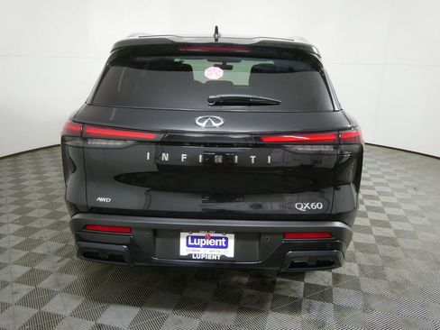 Certified 2025 INFINITI QX60 Luxe image 4