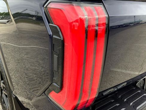 Used 2026 Toyota Tundra Limited image 28