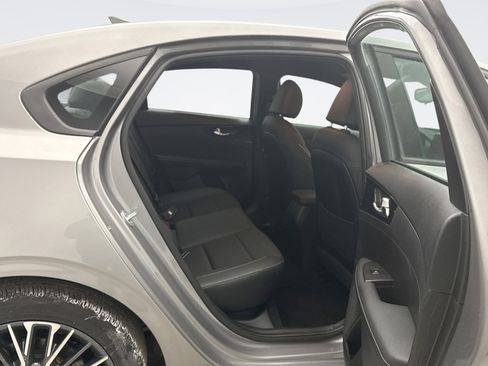 Used 2023 Kia Forte GT-Line w/ GT-Line Technology Package image 18