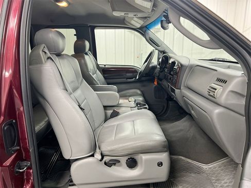 Used 2005 Ford F250 Lariat image 20
