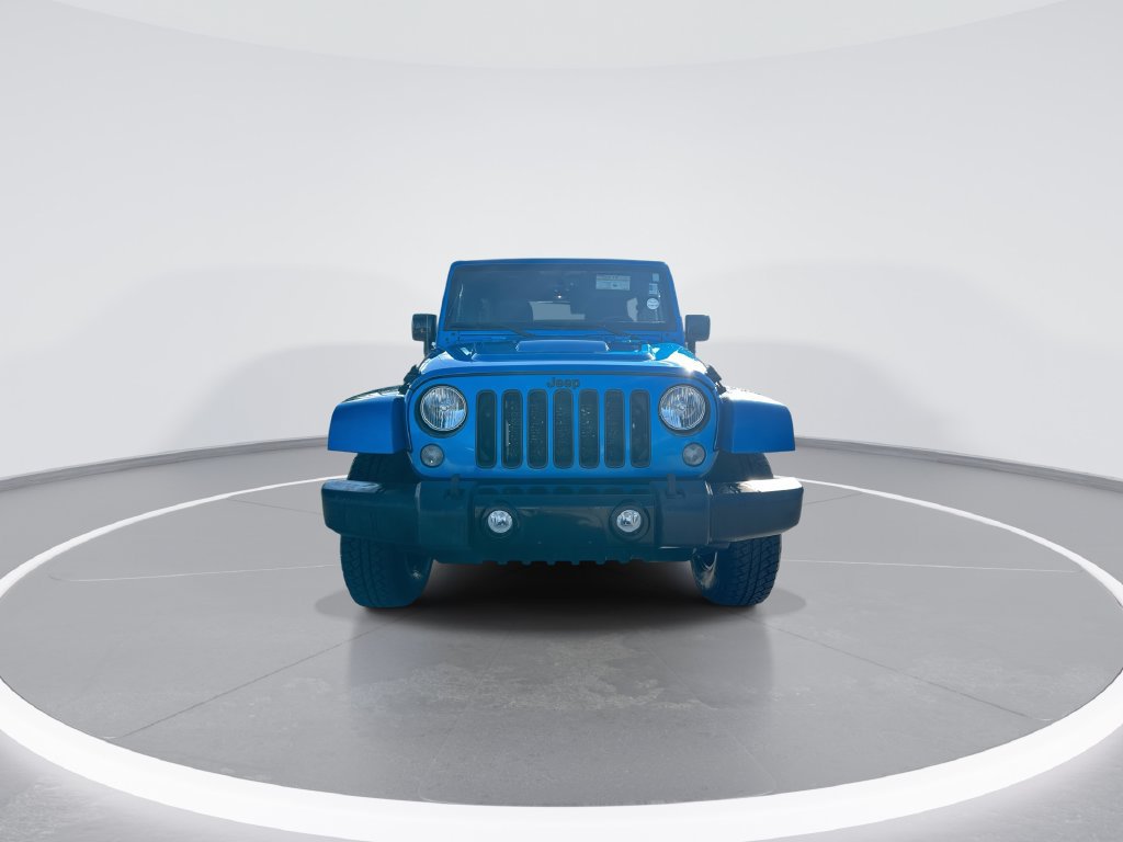 Used 2015 Jeep Wrangler Unlimited Sahara AWD/4WD image 3