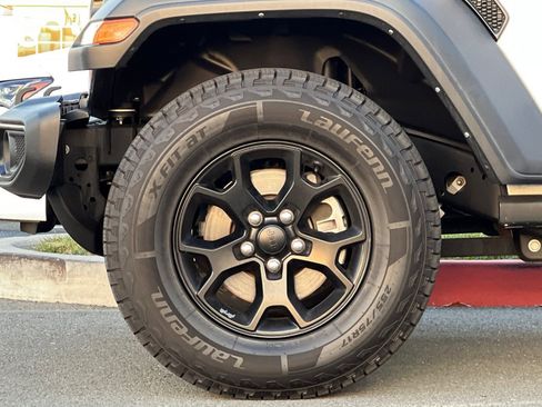 Used 2021 Jeep Wrangler Unlimited Sport image 26