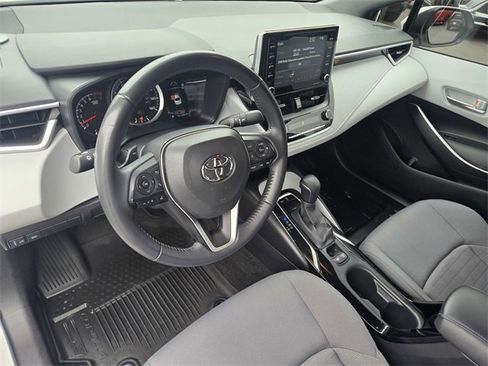 Used 2021 Toyota Corolla SE image 11