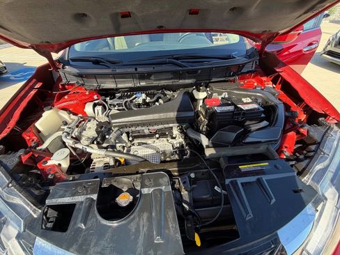 Used 2019 Nissan Rogue SV image 24