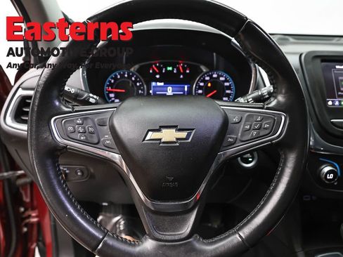Used 2021 Chevrolet Equinox LT FWD image 10