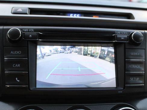 Used 2015 Toyota RAV4 LE FWD image 19