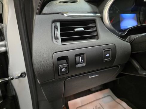 Used 2014 Chevrolet Impala LT FWD image 13