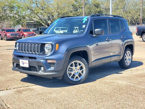 Used 2022 Jeep Renegade Latitude image 31