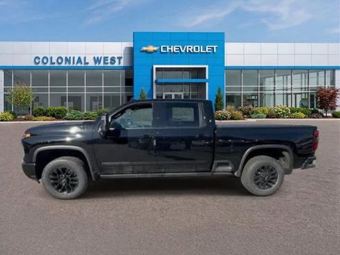 New 2026 Chevrolet Silverado 3500 High Country w/ High Country Premium Package AWD/4WD image 2