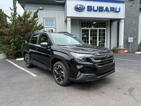 New 2026 Subaru Forester Premium AWD/4WD image 2