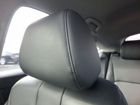 Used 2024 Acura Integra image 13