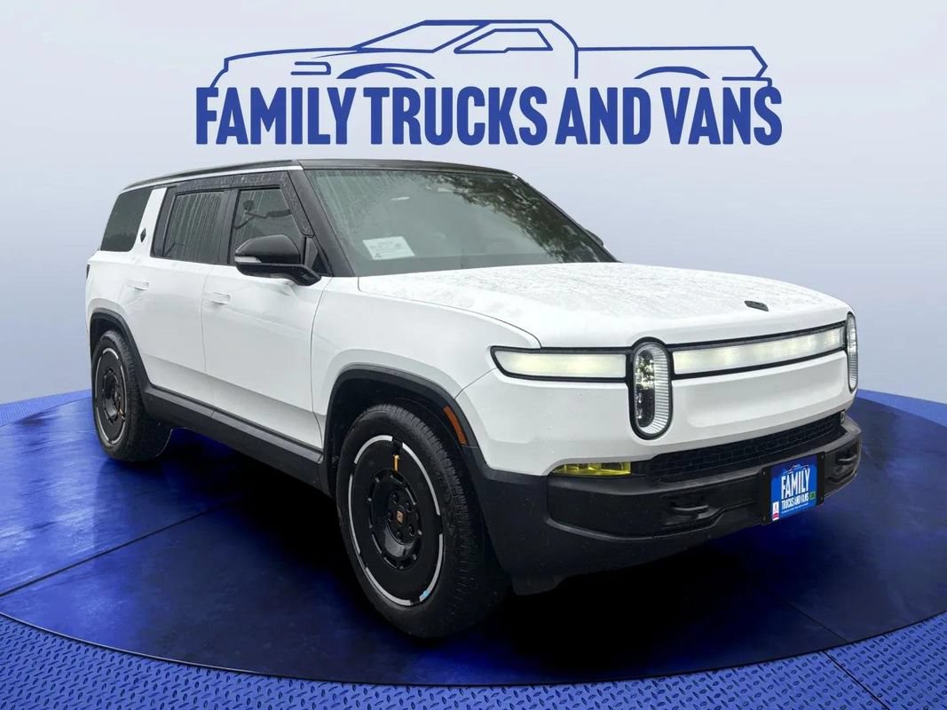 Used 2023 Rivian R1S Adventure Dual AWD/4WD image 7
