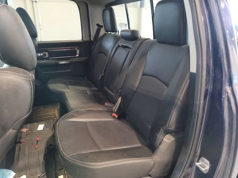Used 2014 RAM 1500 Laramie w/ Convenience Group AWD/4WD image 11