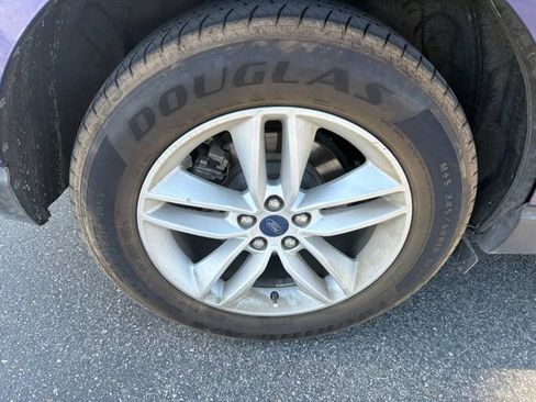 Used 2015 Ford Edge SEL w/ Equipment Group 201A AWD/4WD image 5
