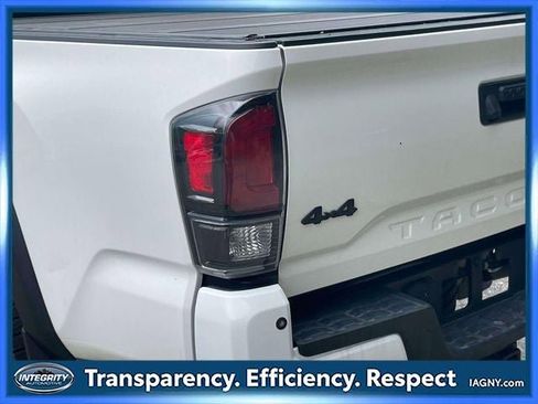 Used 2021 Toyota Tacoma TRD Pro AWD/4WD image 11