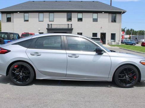 Used 2024 Honda Civic Sport image 6