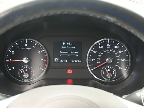 Used 2021 Kia Telluride EX image 12