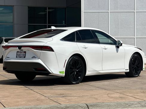 Certified 2023 Toyota Mirai w/ Advanced Technology Package RWD image 4