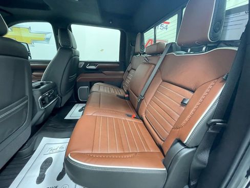 New 2026 GMC Sierra 2500 Denali Ultimate AWD/4WD image 12