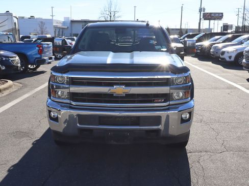 Used 2018 Chevrolet Silverado 2500 LTZ w/ Vortec Plus Package image 3
