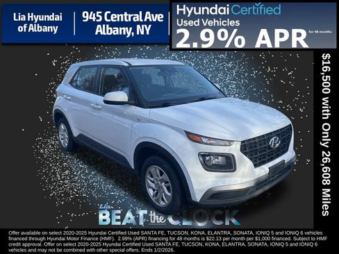 Certified 2022 Hyundai Venue SE image 1