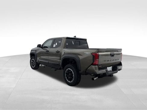 New 2026 Toyota Tacoma TRD Off-Road AWD/4WD image 3
