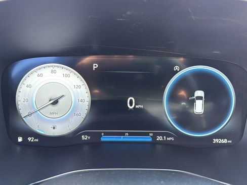 Used 2023 Hyundai Santa Fe SEL w/ Premium Package image 17