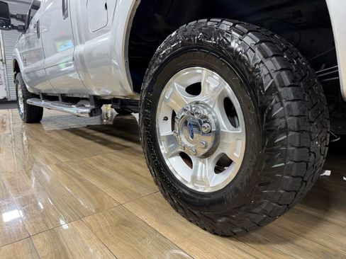 Used 2015 Ford F250 XLT w/ XLT Value Package AWD/4WD image 10