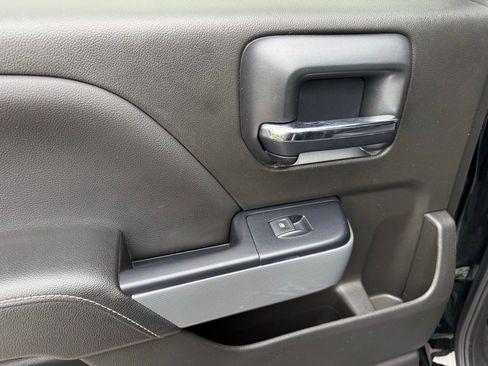 Used 2018 Chevrolet Silverado 1500 LT w/ LPO, Black Pack image 32