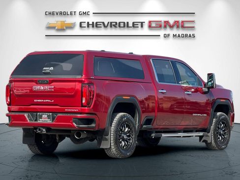 Used 2022 GMC Sierra 2500 Denali w/ Denali Ultimate Package AWD/4WD image 3