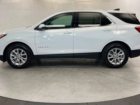 Used 2019 Chevrolet Equinox LT FWD image 2