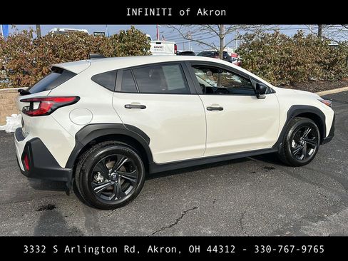 Used 2024 Subaru Crosstrek 2.0i image 13