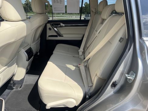 Used 2023 Lexus GX 460 Premium w/ Premium Plus Package AWD/4WD image 37