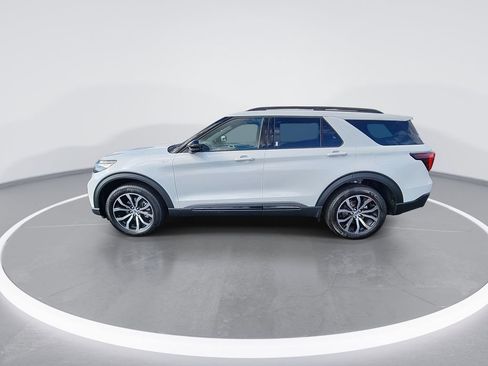 New 2026 Ford Explorer ST-Line image 5