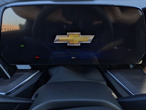 New 2026 Chevrolet Suburban Premier w/ Sun And Tow Package image 2