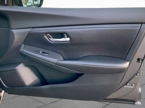 Used 2022 Nissan Sentra SV w/ All-Weather Package FWD image 19