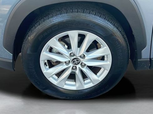 Certified 2023 Toyota Corolla Cross LE w/ Moonroof Package AWD/4WD image 26