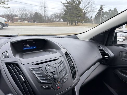 Used 2016 Ford Escape SE image 32