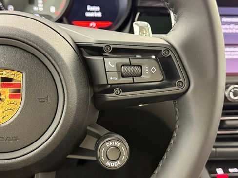 New 2026 Porsche Macan AWD/4WD image 23