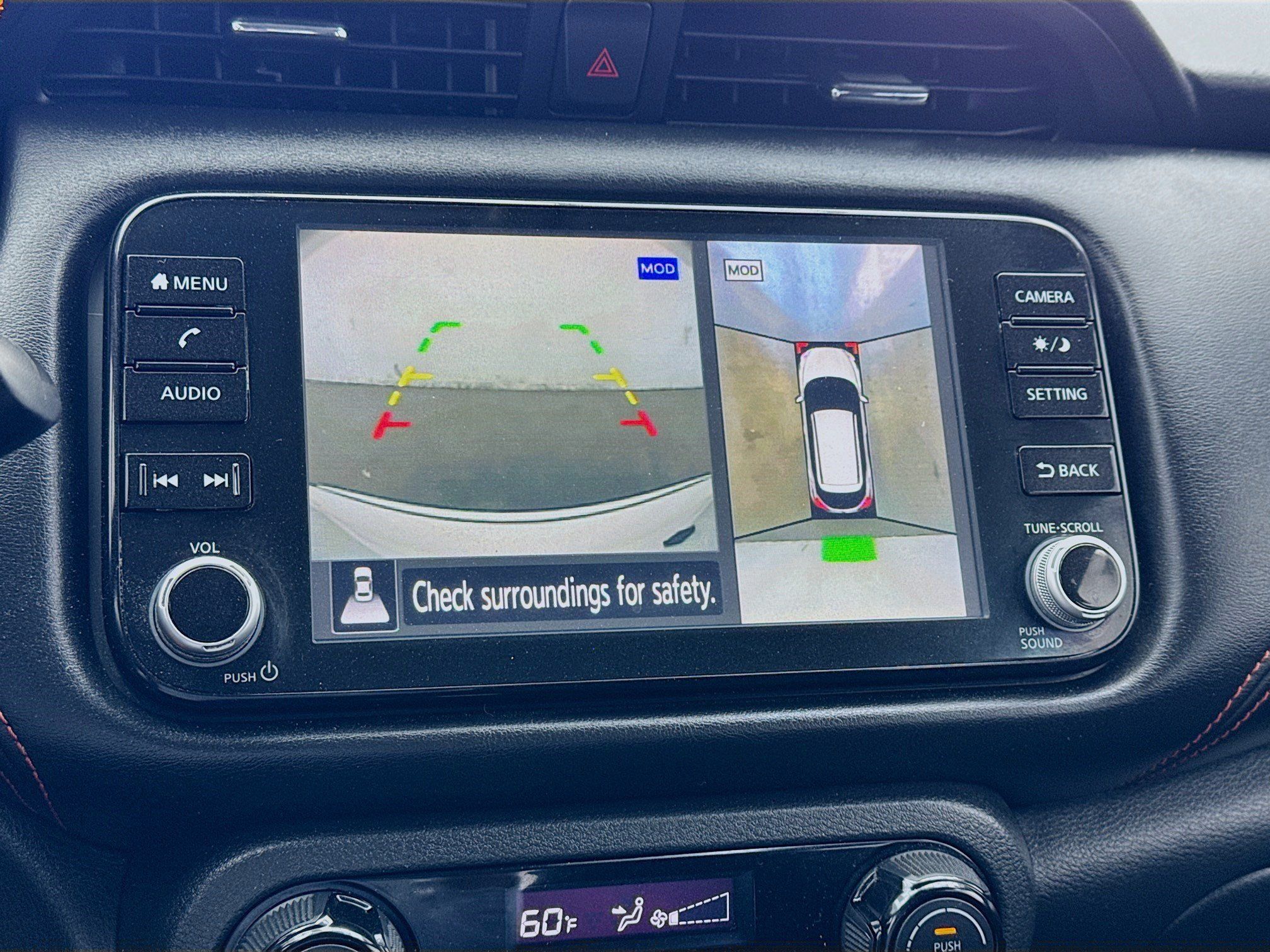 Used 2023 Nissan Kicks SR w/ Interior Electronics Package FWD image 10