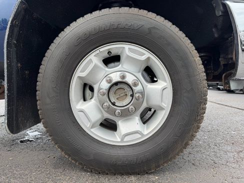 Used 2011 Ford F250 XLT AWD/4WD image 13