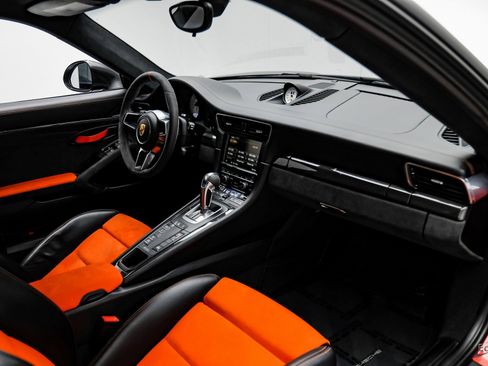 Used 2016 Porsche 911 GT3 RS image 41