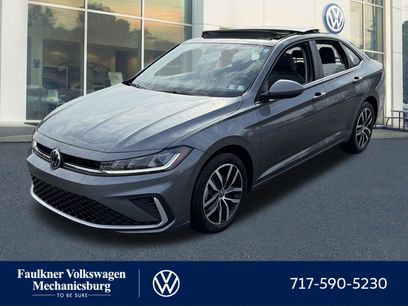 New 2025 Volkswagen Jetta SE