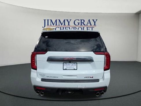 Used 2024 GMC Yukon AT4 w/ AT4 Premium Plus Package image 4