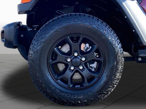 Used 2021 Jeep Wrangler Unlimited Sport AWD/4WD image 11