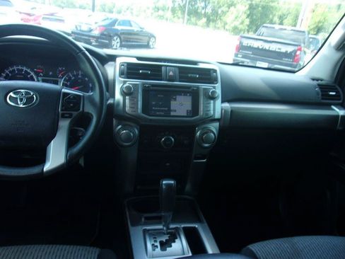 Used 2022 Chevrolet Silverado 2500 LT w/ Convenience Package AWD/4WD image 89