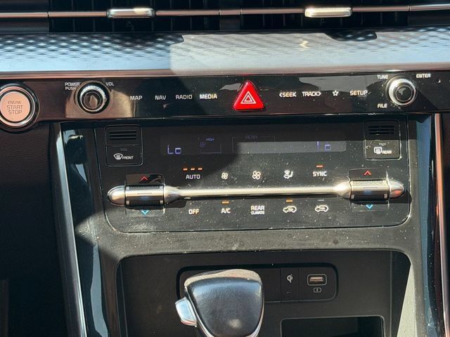 Used 2023 Kia Carnival SX Prestige FWD image 23