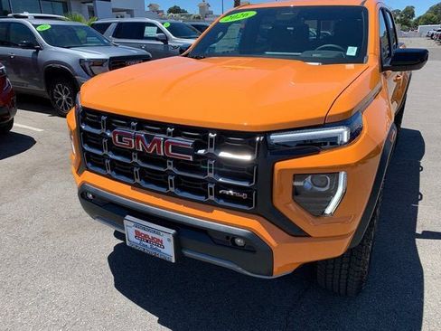 New 2026 GMC Canyon AT4 w/ AT4 Premium Package AWD/4WD image 3