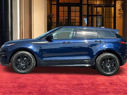 Used 2022 Land Rover Range Rover Evoque R-Dynamic S image 2