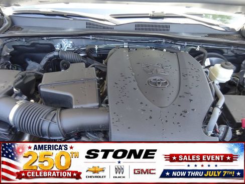 Used 2021 Toyota Tacoma SR5 RWD image 12
